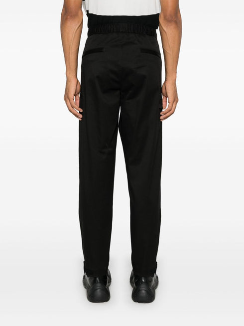 logo-patch trousers