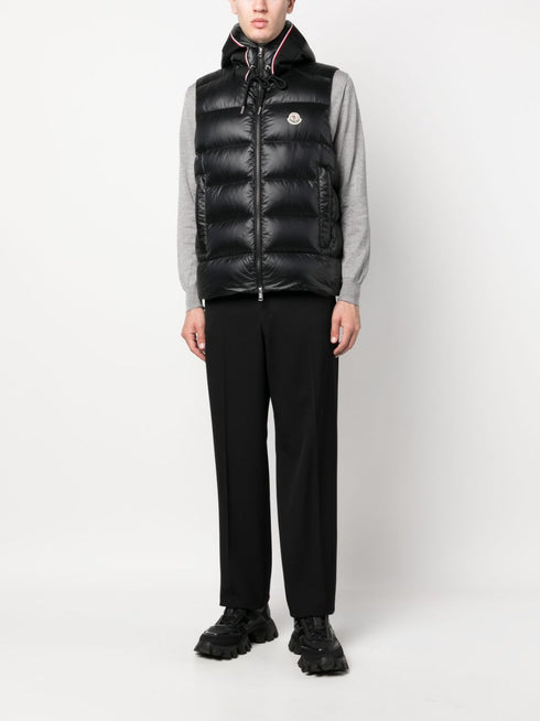 logo-patch quilted hooded gilet