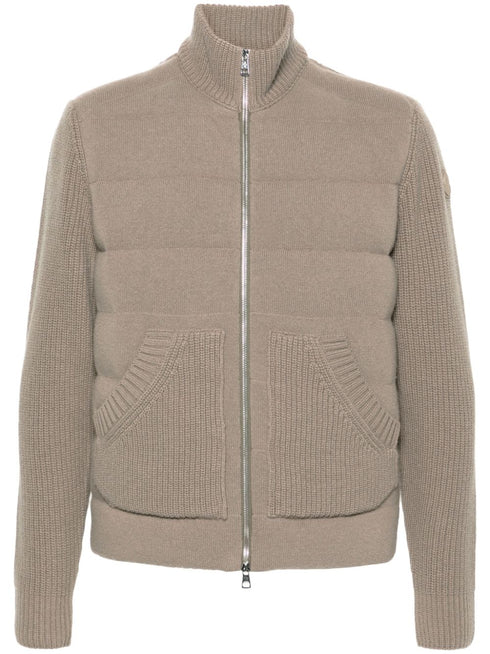 kurtka z dzianiny panelowej