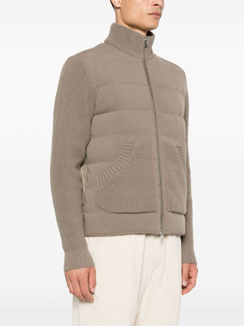 kurtka z dzianiny panelowej