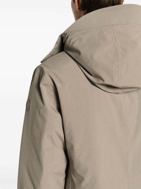 single-breasted hooded coat