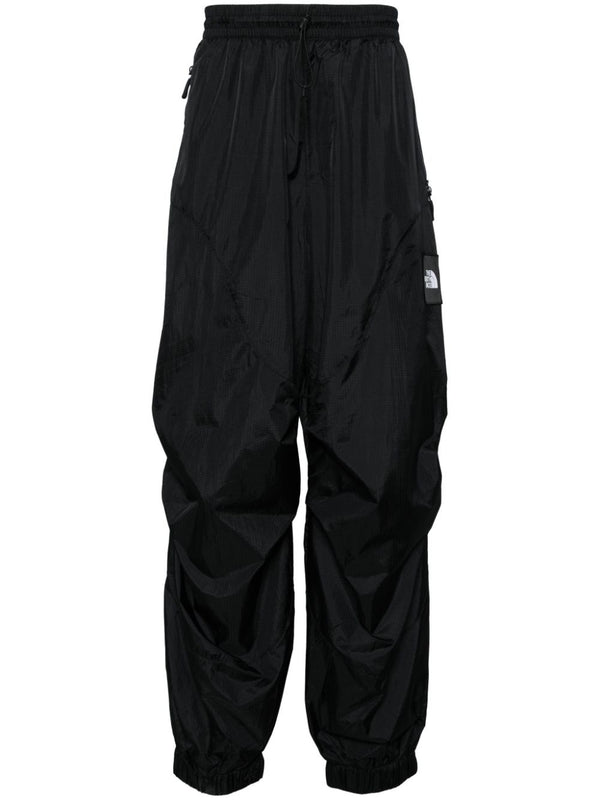 wind trousers
