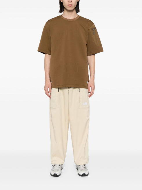 spodnie z haftowanym logo