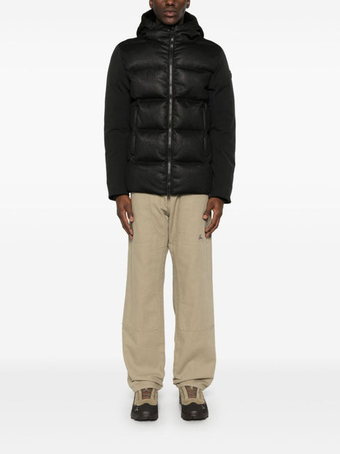 techniczna kurtka puchowa dla rybaka