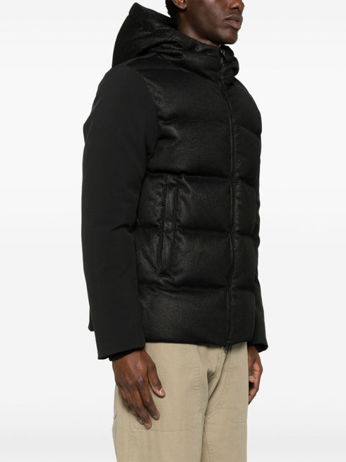 techniczna kurtka puchowa dla rybaka