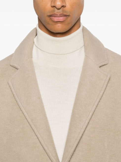 rubberised-logo coat