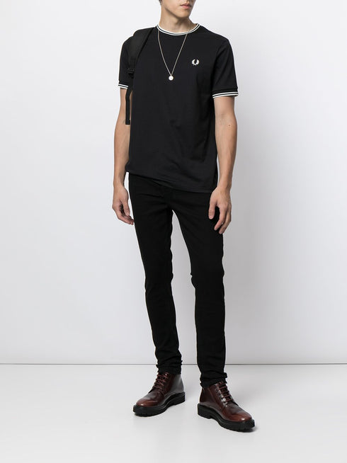 bawełniana koszulka z haftowanym logo