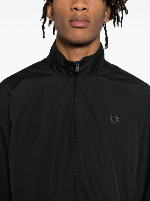 kurtka z haftowanym logo