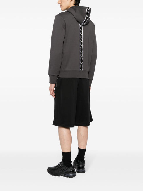 bluza z kapturem i ściągaczem z haftowanym logo i taśmą z logo