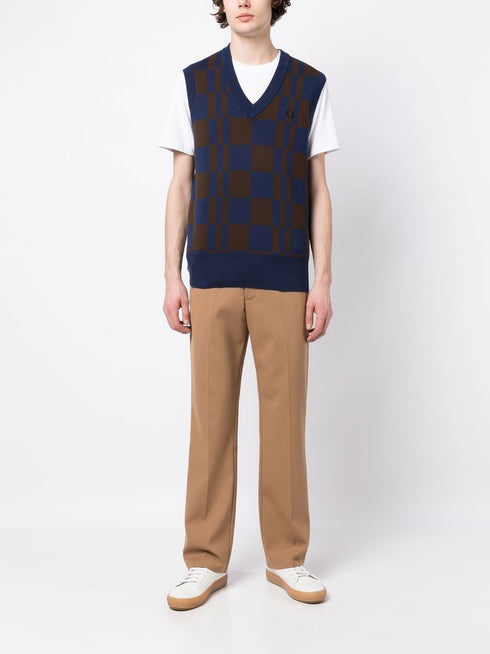 Checkerboard V-neck knitted vest