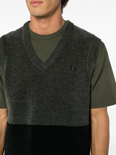 dwukolorowa kamizelka z haftowanym logo