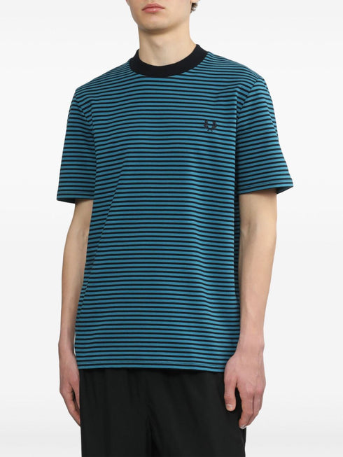 Koszulka w paski z haftowanym wieńcem laurowym