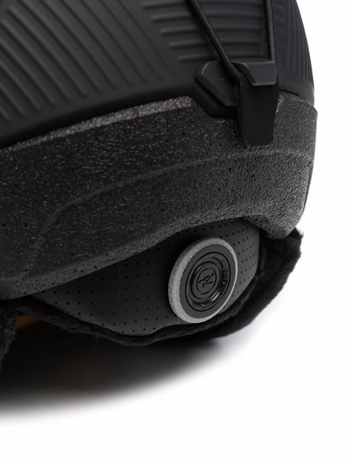 Fit Visor Impacts helmet