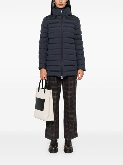 pikowany płaszcz ocieplany