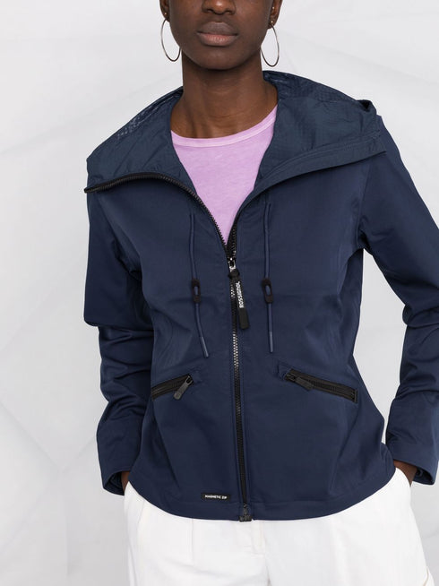 lightweight wind-stopper jacket