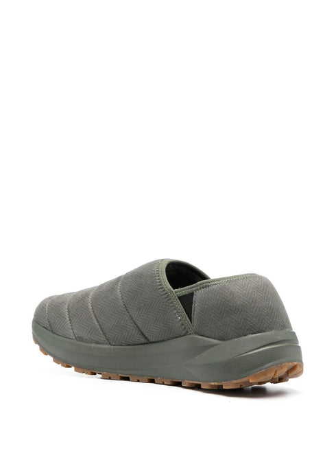 Chalet Acinus Leaf quilted slippers