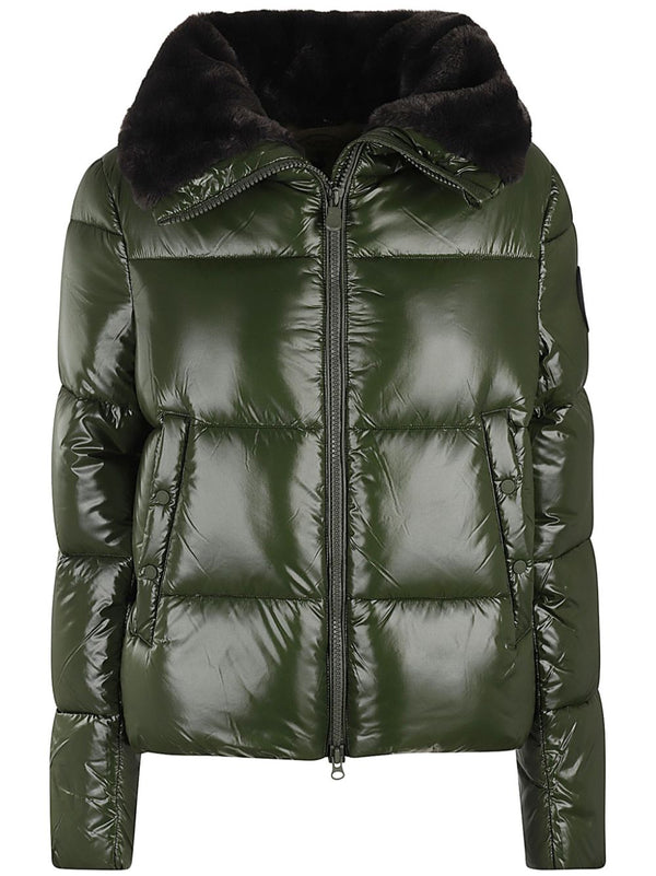 zip-fastening puffer jacket