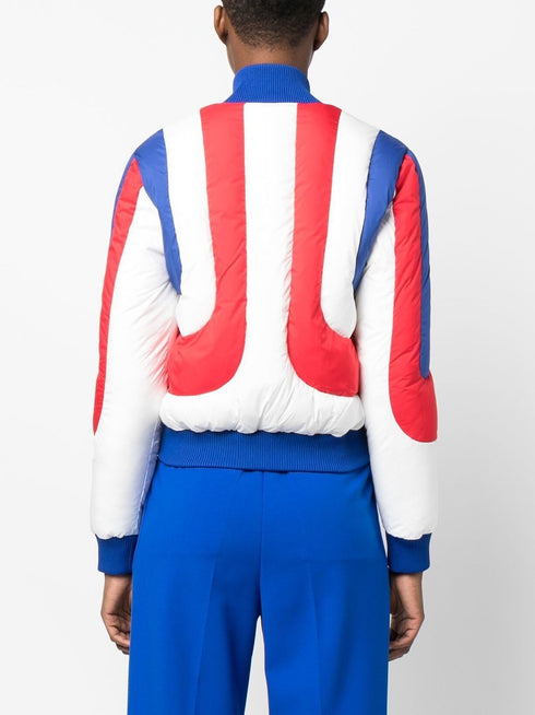 zip-fastening padded jacket