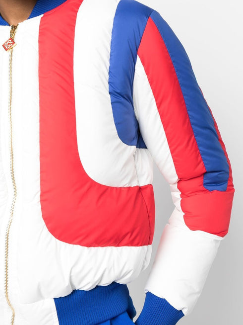 zip-fastening padded jacket