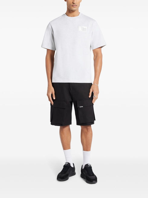 koszulka z bawełny organicznej z naszywką z logo